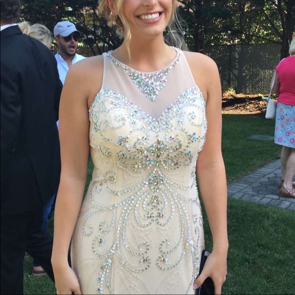 Prom Dress - Picture 4 of 4